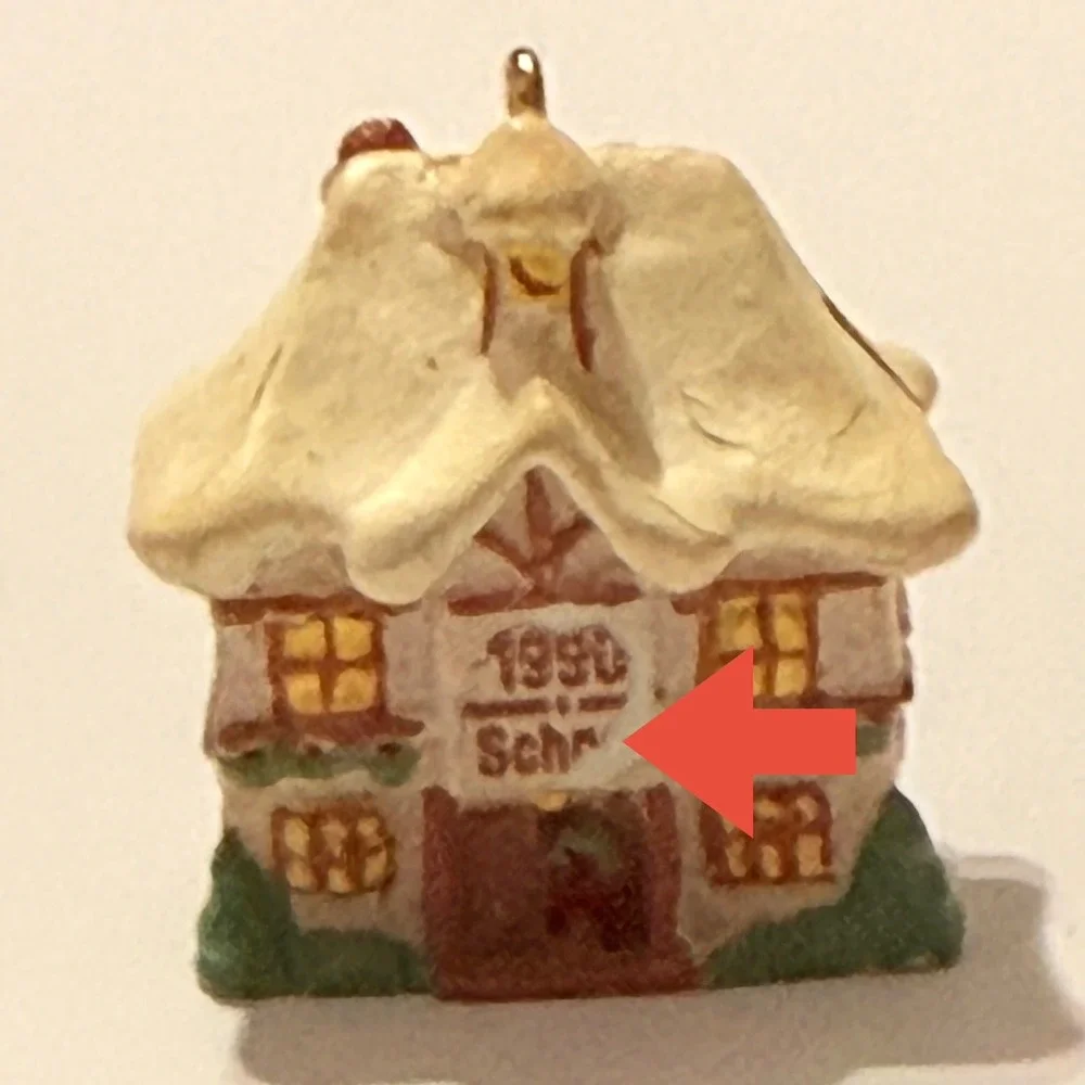 Hallmark Keepsake Old English Village Miniature Ornament Set 1988-1992 5pc *